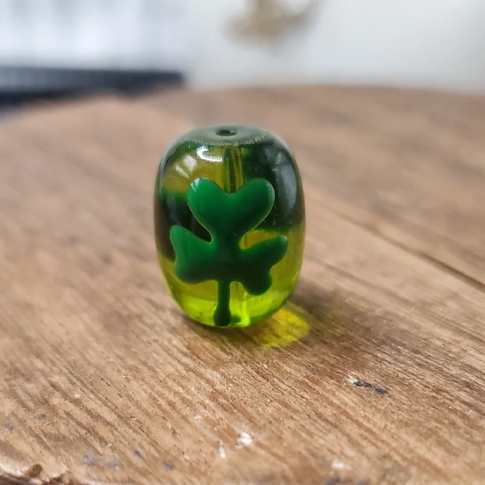 3/$20 P276 Shamrock St Patricks Day‎ Artisan Green Glass Charm Unique